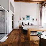 Boutique Corso 4* Revnice