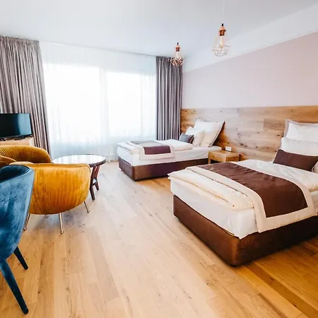 Boutique Corso 4* 레브니체