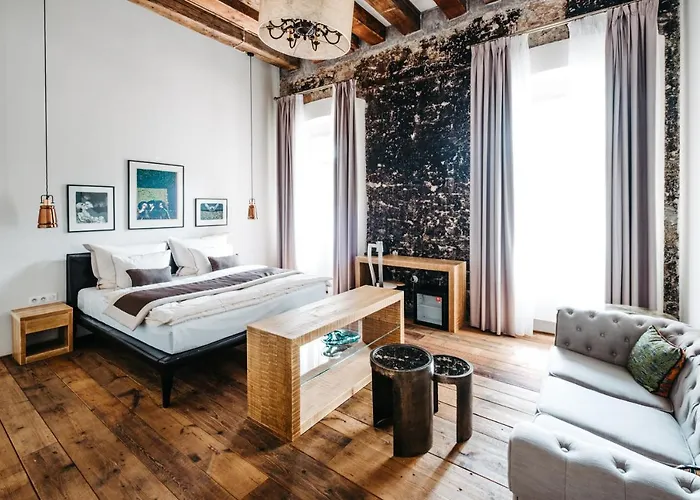 Boutique Corso فندق